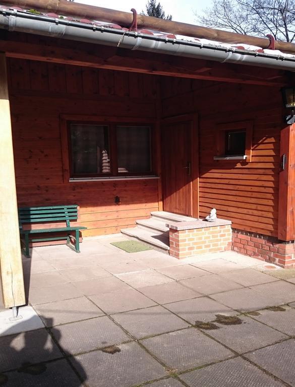Feriendorf "Am Forsthaus" Mosbach Mosbach  Exterior foto